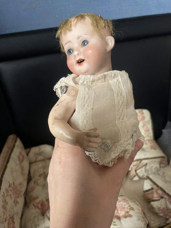 PETITE POUPEE ANCIENNE TETE BISCUIT - HEUBACH KOPPELSDORF 21 cm