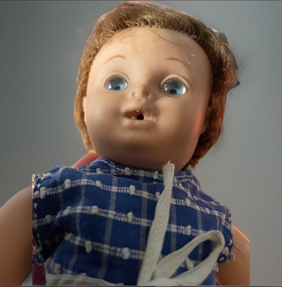 Poupée Vintage Furga – Pritti, Rousse, Yeux Bleus, Jambes Mousse – Années 70