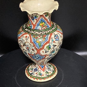 vintage,  small white vase,unmarked ,hand painted decoration