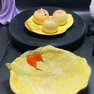 vintage yellow porcelain set , apples and leaves shopped ,salter , Royal venton ware ,John Steventon&sons ltd,England