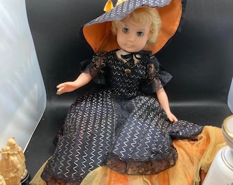 Vintage rosebud teenager plastic fashion doll lady Ann  storybook (?)