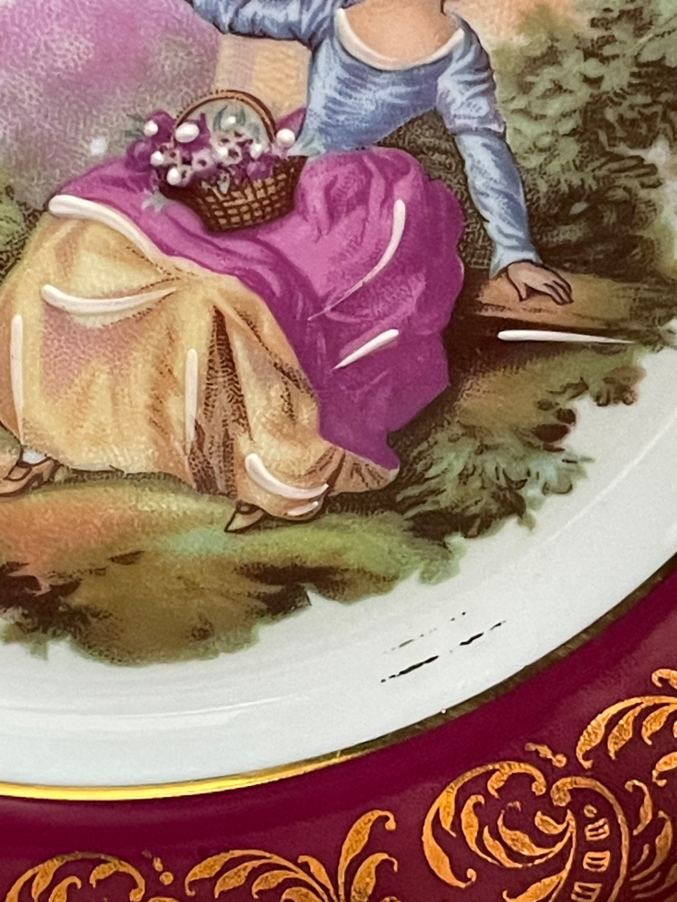 ヴィンテージ、リモージュマーク、磁器、王冠、赤い小皿、庭のカップル