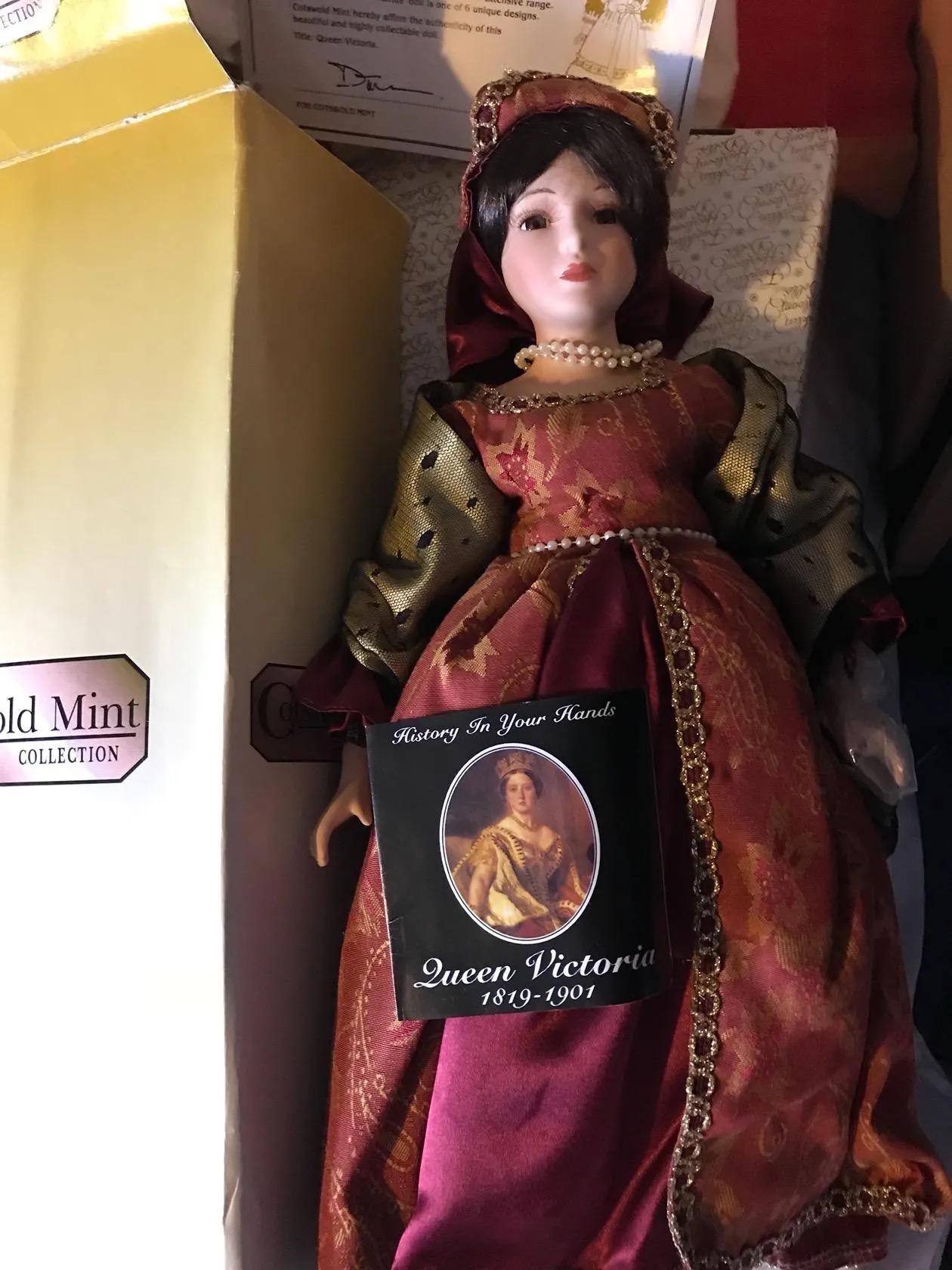 ビクトリアンスタイルカスタムドール アンティークビスクドール ドレス