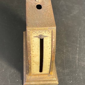 vintage small scales (?) gold colour Metis brass  ,Fireside Ornaments, not working
