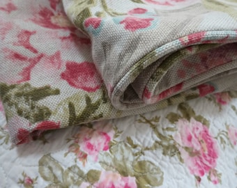 MaryJane's Quilted Standard Pillow Sham + 2 Unbranded Zipper Pillowcases 20'' Square Cottage Shabby Chic *Preowned