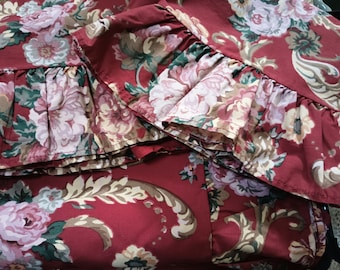 RLL Ralph Lauren Red Floral 100% Cotton Bed Linens Pre-owned Twin Size 1 flat, 1 fitted, Two Pillow Casess
