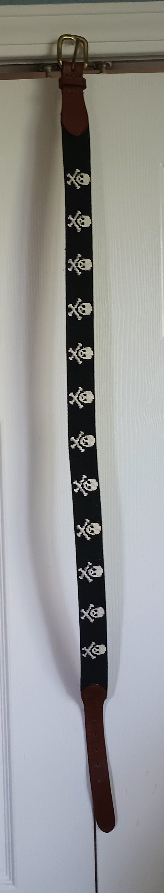 Smathers & Branson belt skull and crossbones handc