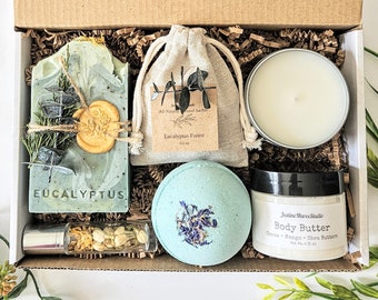 Handcrafted Spa Gift Box - 6oz Shea + Cocoa Butter Clay Soap w/ Flowers / Body Butter / Bomb / Lip Butter / Body Oil / Candle - Gift For Her