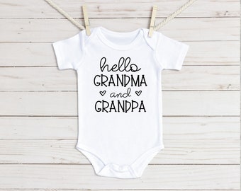 Hello Grandma und Grandpa Baby Body®