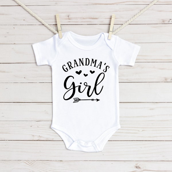 Grandma's Girl Baby Onesie®, Grandma Baby Onesie®, Baby Announcement, Baby Girl Onesie® Baby Boy Onesie®, Baby Reveal, Grandma Baby Gift