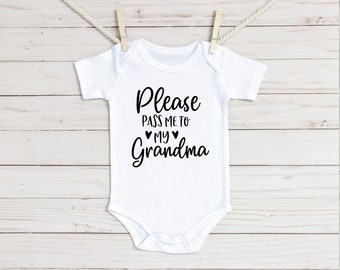 Vänligen ge mig till min mormor Baby Onesie®