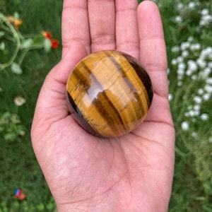 Esfera de cristal de ojo de tigre de 2 &quot;, bola de cristal de piedra de ojo de tigre natural, esfera de cristal de ojo de hematita de tigre 146 gms, bola curativa, regalo para ella
