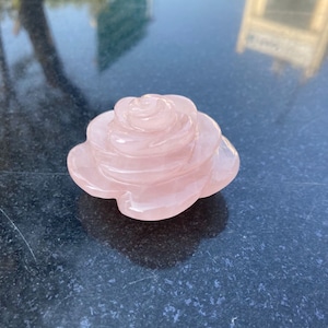 2&quot; Rose quartz rose carving, Rose quartz crystal carving handcrafted, crystal carving home decor, Gemstone flower carving, handcarved
