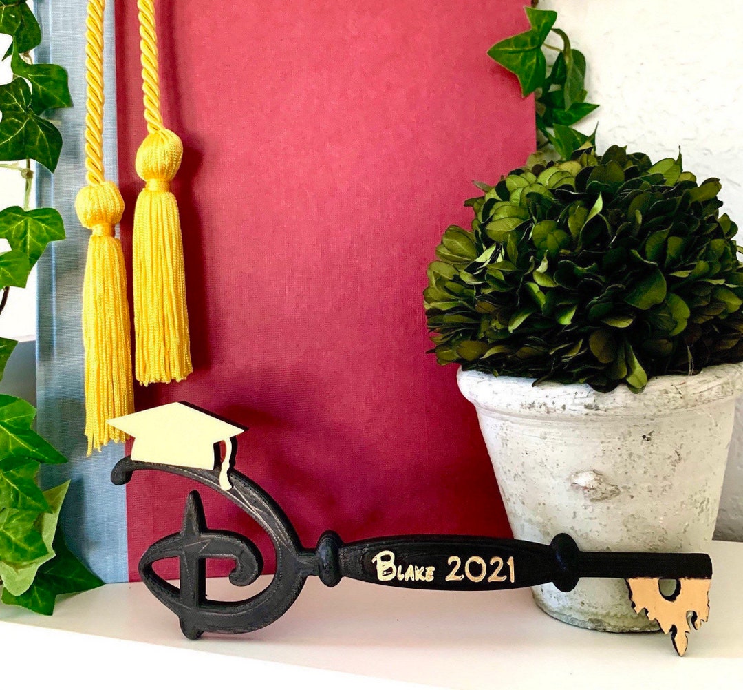 Graduation Cap Personalized Disney Inspired Key - Etsy