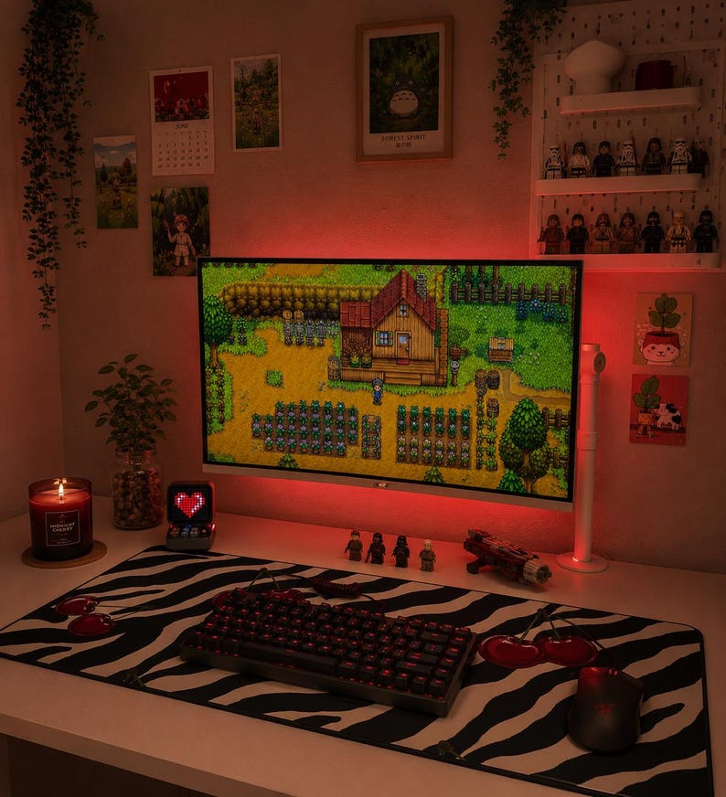 Tappetino da scrivania con stampa zebrata e ciliegie / Tappetino da gioco retrò Y2K / Decorazione per ufficio disegnata a mano immagine 2
