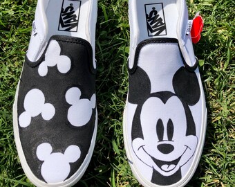 mickey mouse vans outfit