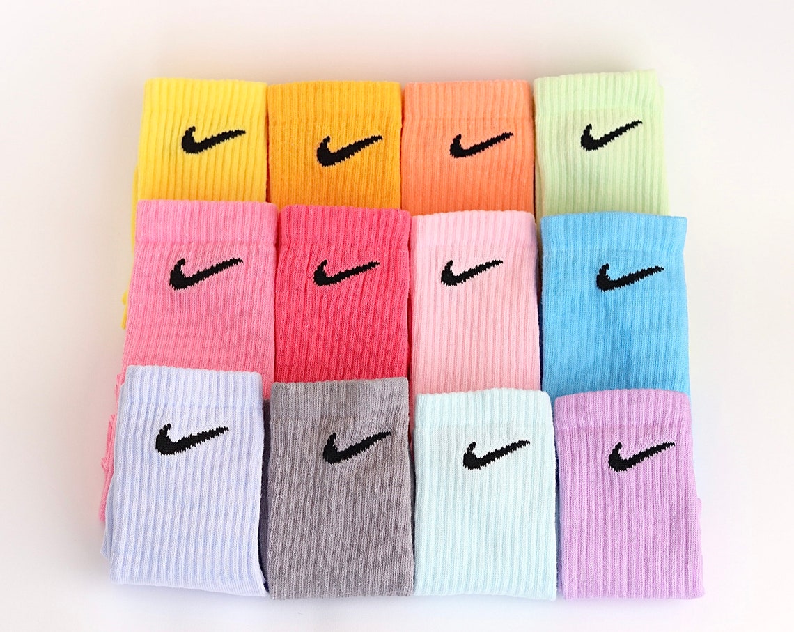 nike socks women's colorful