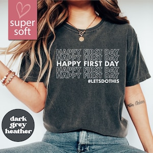 Feliz primer día de escuela camisa, regalo de maestro, regalo para maestros, maestro de jardín de infantes, apreciación del maestro, idea de regalo de camisa de regreso a la escuela