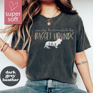 Dog Mom Shirt, Basset Hound Gifts, Basset Hound, Basset Hound Gift, Basset Hound Shirt, Dog Owner Gift, Fur Mama T Shirt, Pet Lover Gift