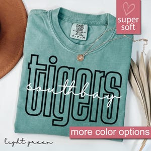 Camiseta personalizada de mascota escolar Comfort Colors®, camiseta con el logotipo de la escuela, regalo de camiseta de mascota del equipo, regalos con nombre personalizado para la vuelta al cole, camiseta deportiva personalizada