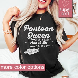 Flamingos Pontoon Queen Classy Sassy And A Bit Smart Assy Shirt - Cute Funny T-Shirts Gift Tee, Pontoon, Premium Men Woman Unisex Shirt