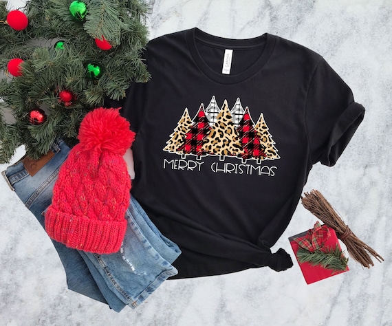 Snowy Trees Leopard Buffalo Plaid Print Cute Merry Christmas T-Shirt Snowy Trees Leopard Buffalo Plaid Print Cute Merry Christmas T-Shirt