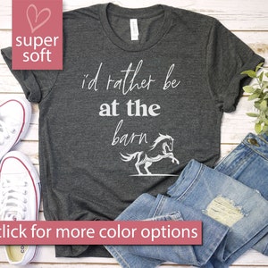 Ik ben liever in de schuur Shirt paardenmeisje, boerenliefhebber, paardrijden, shirt paardenliefhebber, shirt paardenliefhebber, western shirts, schuurmeisje, redding