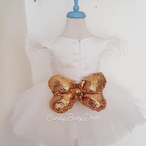 White Flower Girl Dress, Boho Flower Girl Dress, V-Back Flower Girl Dress, First Communion Dress, Pageant Dress, Photo shoot Birthday Party
