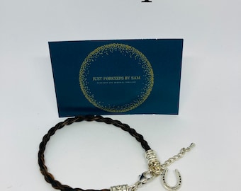 Horsehair Bracelet with Horseshoe Charm - Equestrian Jewelry