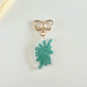 DAHLIA KEYCHAIN