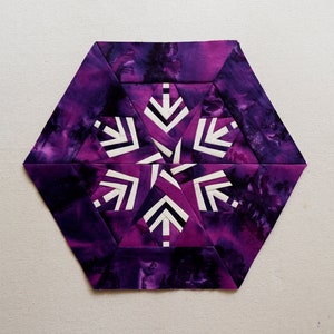 Snowflake - Foundation Paper Piecing Pattern - Quilt Block