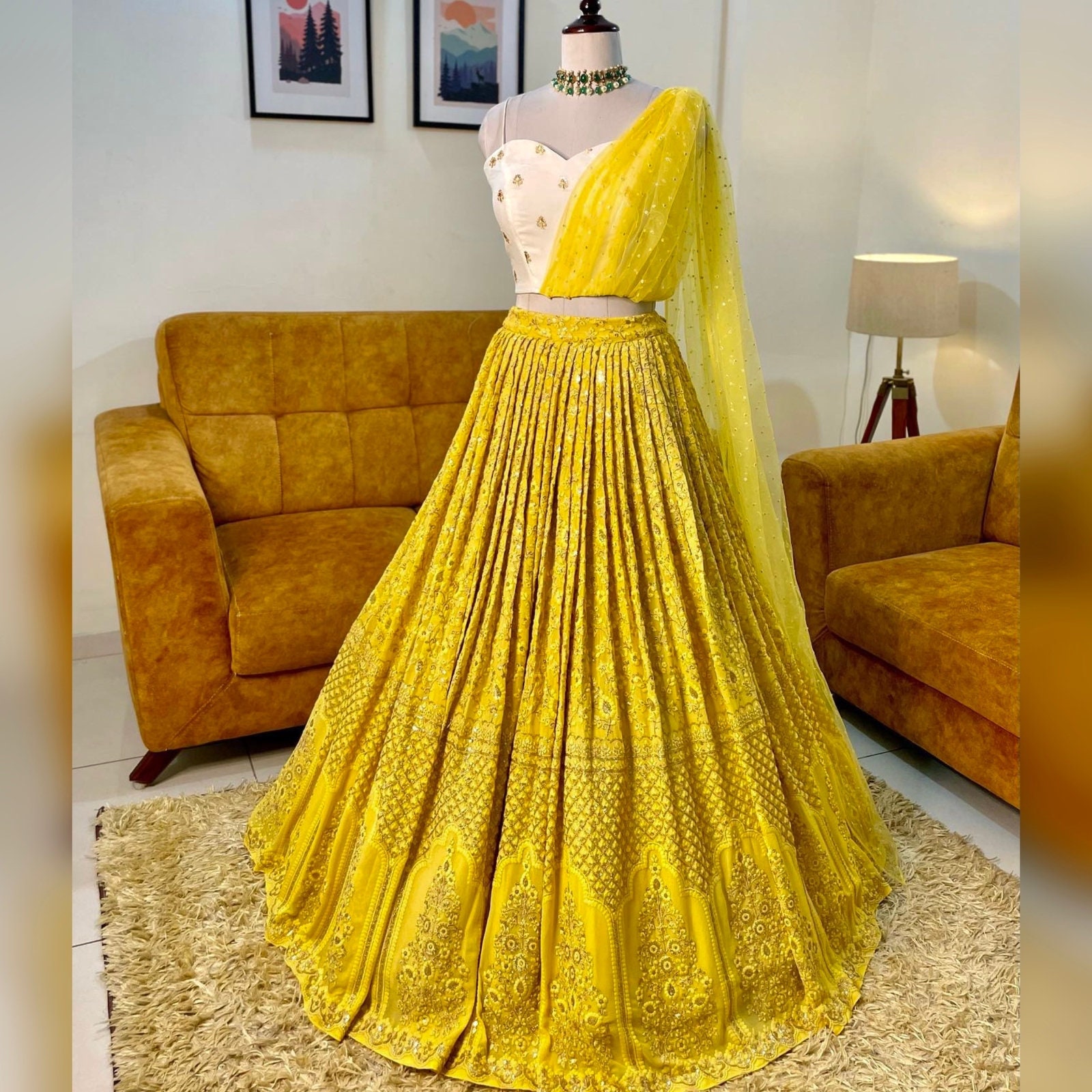 Share more than 83 lemon yellow dress combination latest