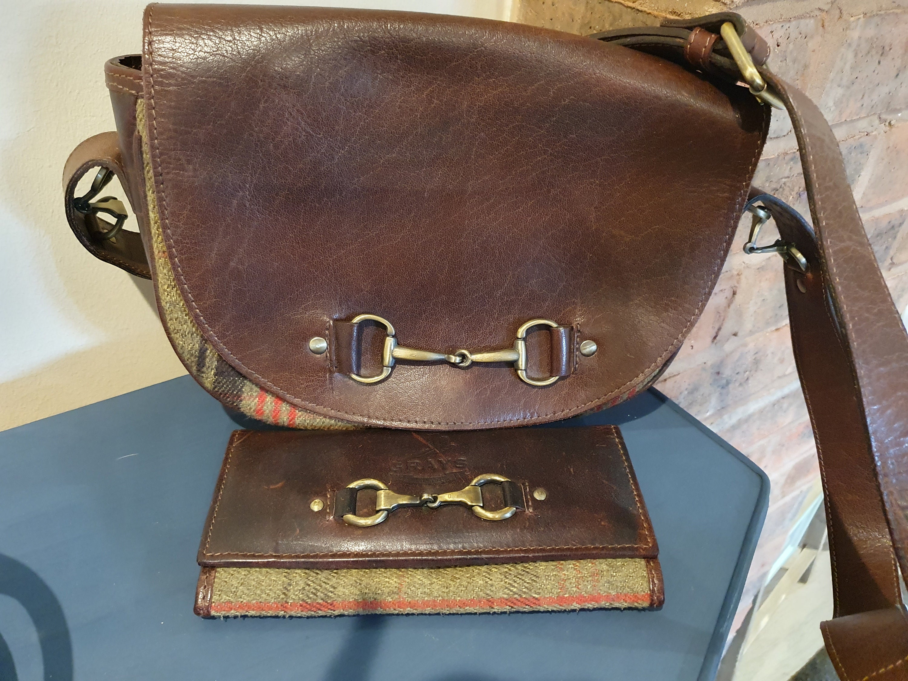 grays snaffle purse