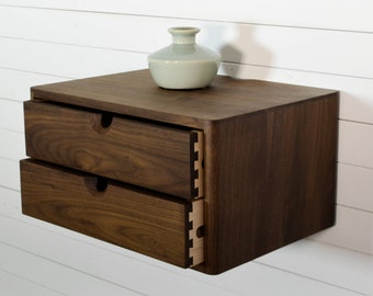 Table de chevet flottante en noyer massif : style scandinave moderne milieu de siècle avec 2 tiroirs
