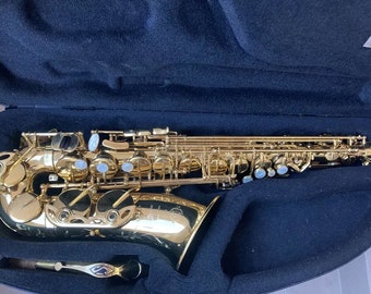 Selmer Alto saxophone Selmer Series III, 萨克斯管, in excellent condition, engraved (35)