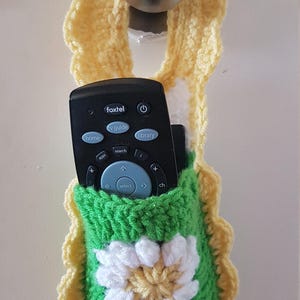 Crochet Daisy Hanging Organizer, Door Knob Pouch, Phone Charger Holder