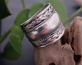 925 silver bali ring, ethnic layared ring, sterling silver handmade jewelry, bali hippie ring, oxidized solid ring, tribal jewelry outfit.