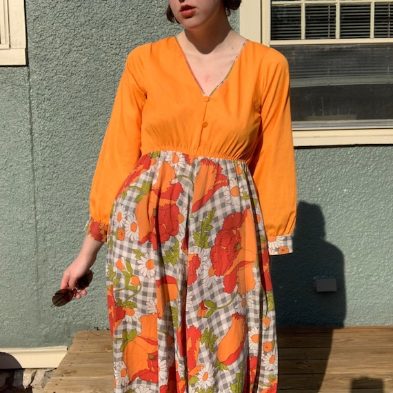 True Vintage 70s Maxi Dress