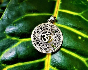 Pendant with OM symbol 925 sterling silver, esoteric, spiritual Goa, hippie jewelry