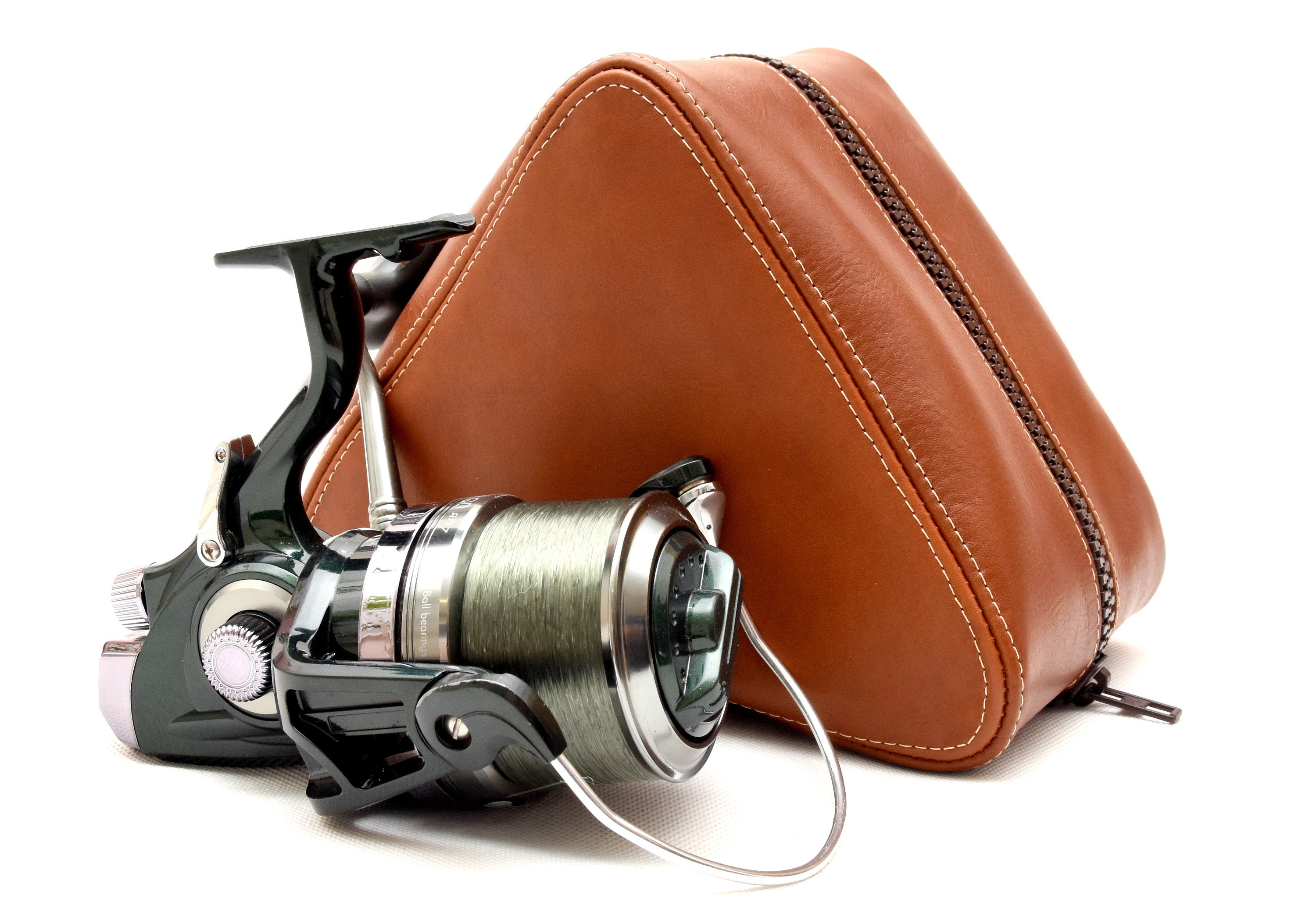 Fly Fishing Reel Case.leather Pouch. Reel Case .leather Disain