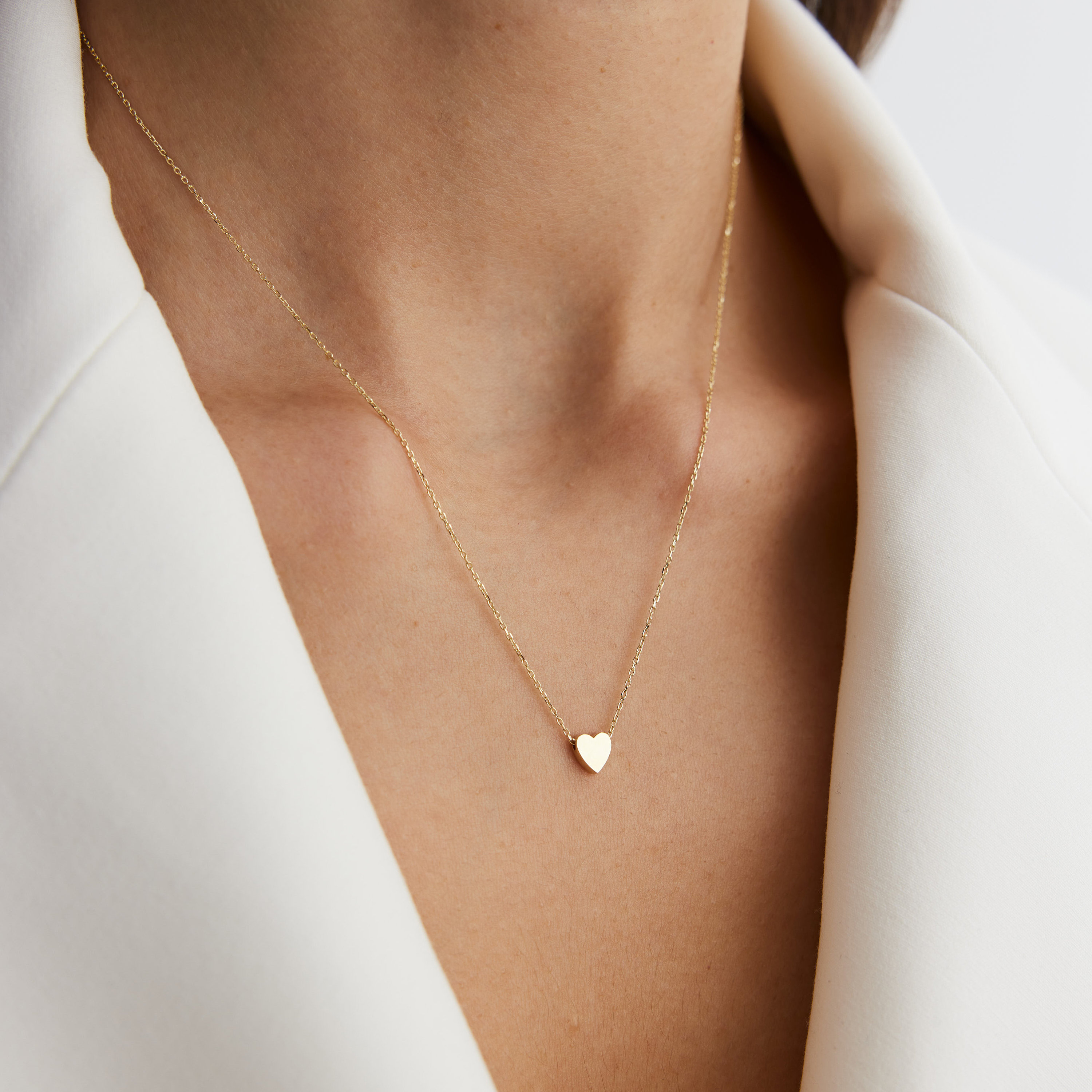 Small Black Heart Necklace – Dulce Encanto