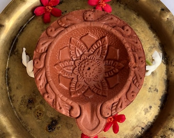 Diwali diya | Packung mit 5 Stück Ton Diyas | Terrakotta Handicraft Diya Lampe in großer Größe