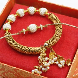 Conjunto Bhai Bhabhi Rakhi | Entrega GRATUITA com Correio RASTREÁVEL | Com Cartão de CORTESIA e Roli Chawal | Disponível com Doces Gourmet Indianos