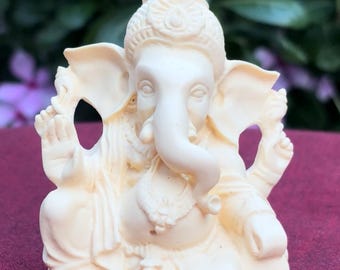 White Ganesha Statue: Small Altar Ganapati Idol (8x4x5 cm) | Ganesha Idol | Ganapati Murti | White Ganesha |