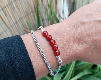 Carnelian bracelet , carnelian jewelry , gemstone bracelet  , carnelian crystal bracelet , beaded bracelet , faceted carnelian bracelet