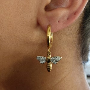 Bijenoorbellen bungelen gold filled zirkonia, bijenoorbellen, gold filled bijeninkomsten, honingbijoorbellen, gouden bijenoorbellen