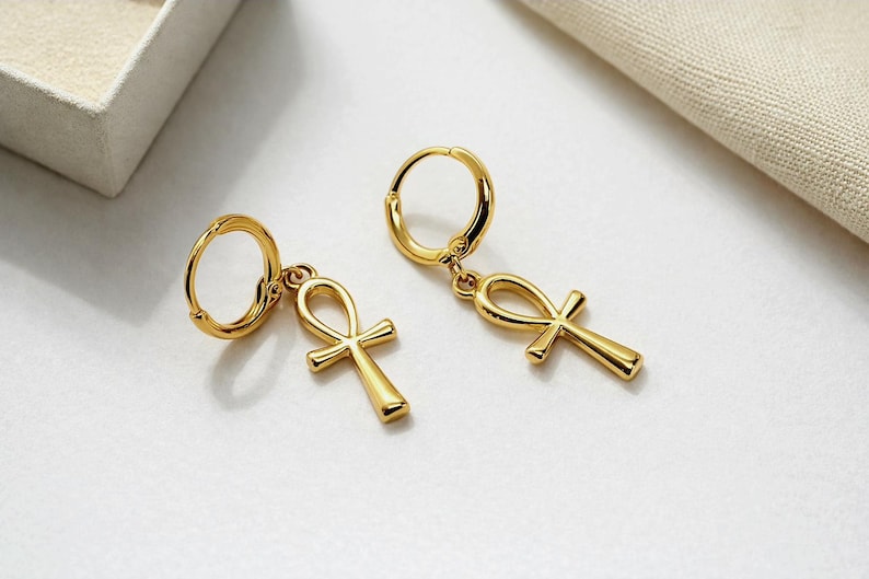 Ankh-oorbellen, kleine oorringen, ankh-oorbellen, Egyptische ankh, ankh-sieraden, ankh-oorbellen goud, 24-karaats met goud gevulde hoepels afbeelding 7