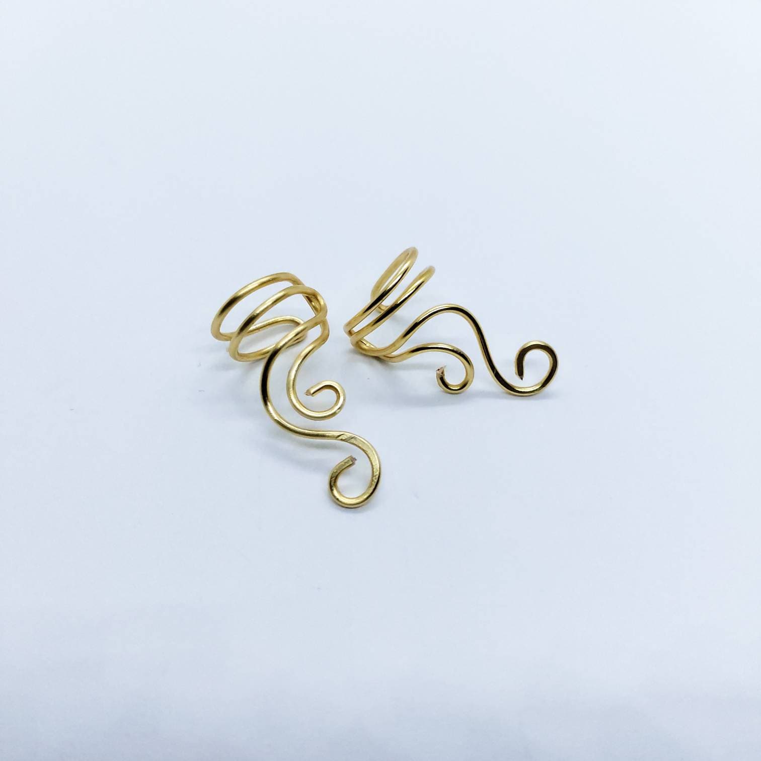 Catrilage Ohrringe, Ohrschmeichler ohne Piercing, Ohr Huggies, Gold Ohrringe, Ohr Kletterer, Ohr wickeln, Huggie Ohrringe, Gold Armreif
