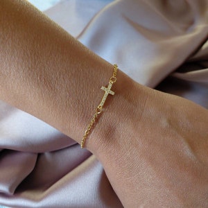 Cross bracelet , Dainty cross gold filled micro pave cubic zirconia bracelet , Dainty chain bracelet , cz Dainty bracelet