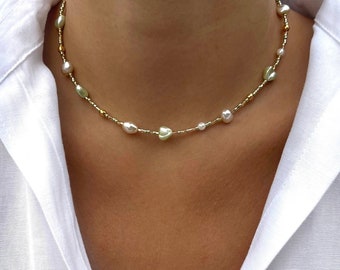 Gargantilla de perlas Ophelia: collar de cuentas verdes y blancas